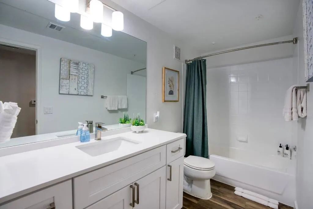 Modern 2-Br Condo Near Kierland Commons スコッツデール 0*,  米国
