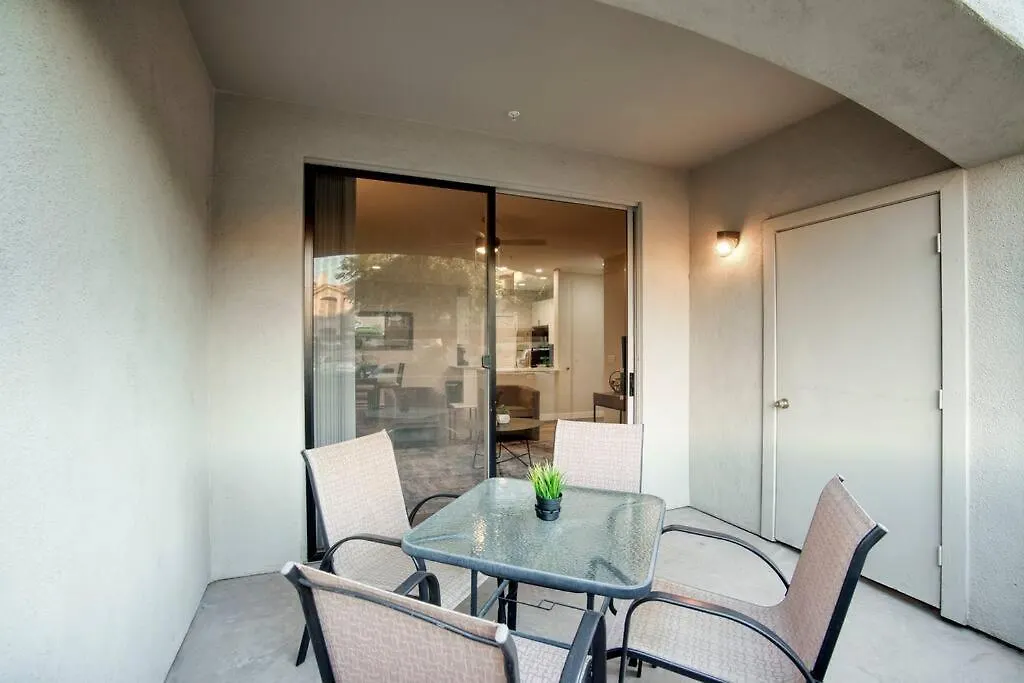 アパート Modern 2-Br Condo Near Kierland Commons スコッツデール