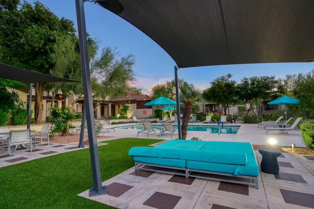 Modern 2-Br Condo Near Kierland Commons スコッツデール 米国
